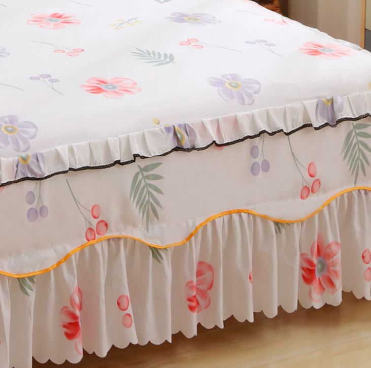Four Seasons Universal Princess Style Lace Mattress Protector Machine Washable Non-slip Stretch Double Mattress Cover