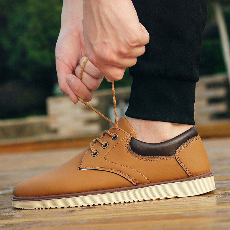 Spring and Autumn Casual Shoes Low Heel Small Leather Shoes Breathable Comfortable Men's Loafers