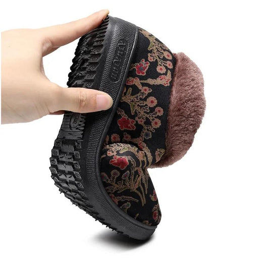 Cotton Shoes Women's Winter Beijing Old Cloth Shoes Grandma Embroidered Slip-on Cotton Slippers