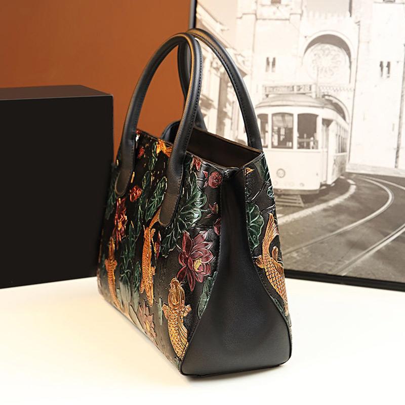 Female Bag Ethnic Style Large-capacity Retro Carved Leather Bag Middle-aged Mother Handbag Shoulder Bag