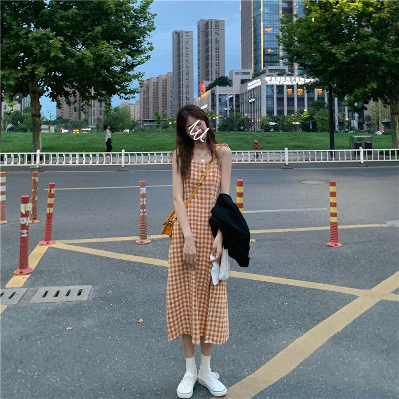 Summer First Love Sling Dress Female Plaid Slit Waist Is Thin and Gentle Style Long Dress