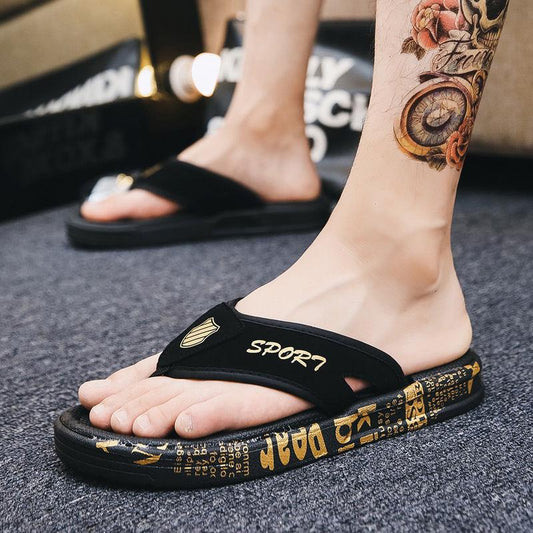 Slippers Male Tide Summer Fashion Outdoor Wear Non-slip Net Red Sandals Beach Shoes 2020 Korean Version of Sandals Flip Flops