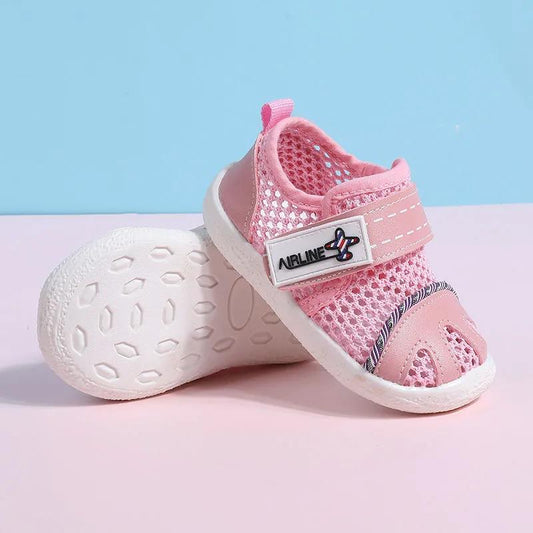 Children's Shoes In Spring and Summer Boys and Girls Sports Shoes Breathable Soft Sole Antiskid Casual Light Shoes