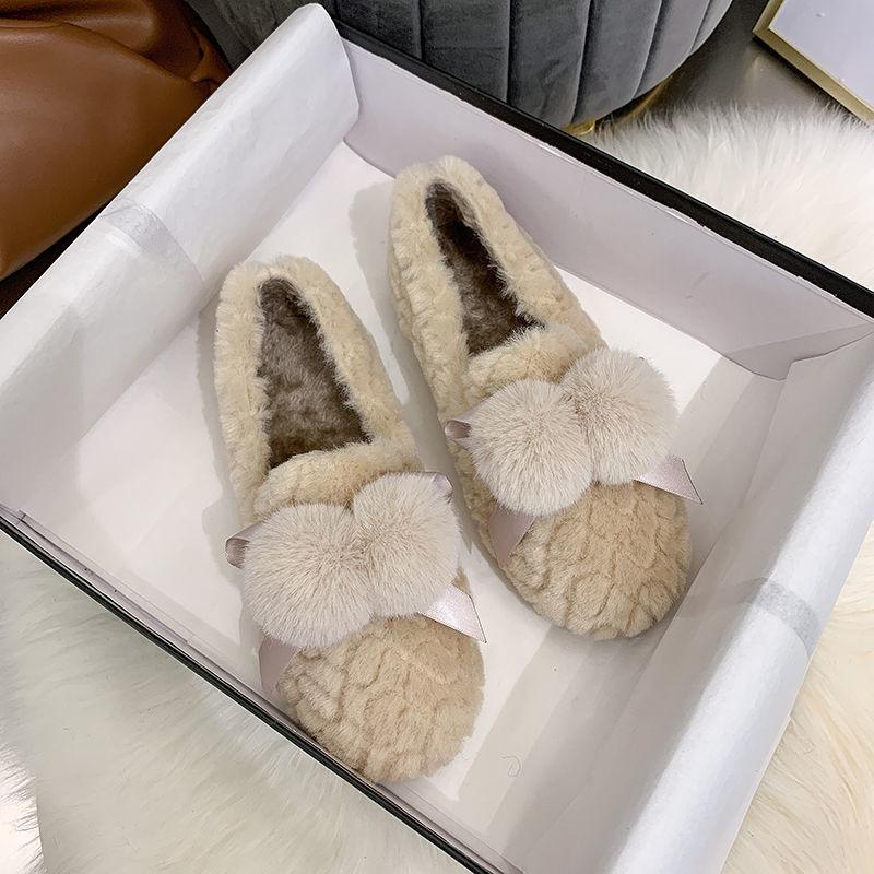 Plush Shoes, Women's Outer Wear, Autumn and Winter Flat-bottomed Lazy One-step Pregnant Women's Shoes Plush Beanie Cotton Shoes Moccasin Shoes