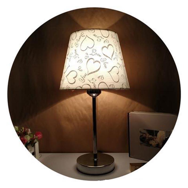 Wedding Gift Garden European Style Simple Cloth Gift Table Lamp Study Bedroom Decoration Bedside
