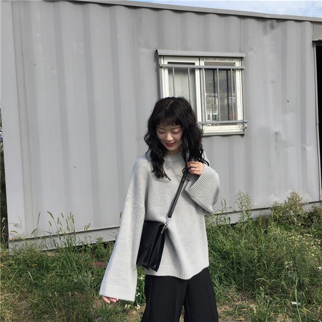 Autumn and Winter College Style Solid Color Sweater Female Students Sweet and Loose Round Neck Pullover Sweater Coat Sweater