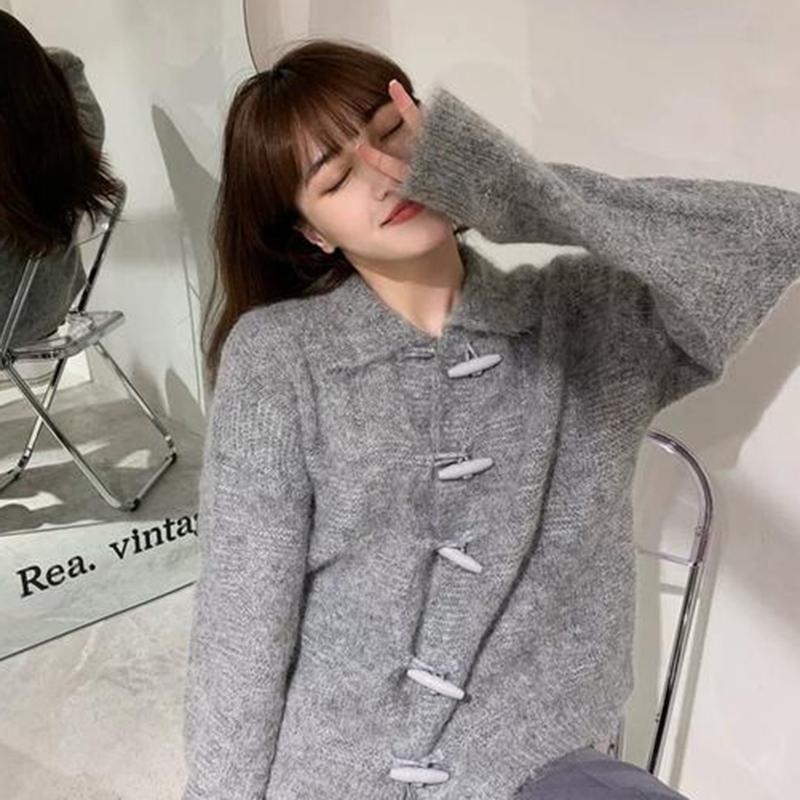 Autumn Winter College Style Horn Button Knitted Cardigan Jacket Women Casual Fashion Loose Long-sleeved Simple Top