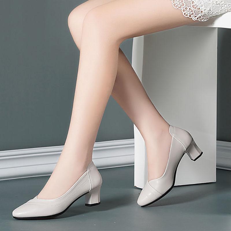 Soft Leather Soft Sole Shoes Mid Heel Low Heel Women's Shoes Spring and Autumn Women's Professional Work Leather Shoes