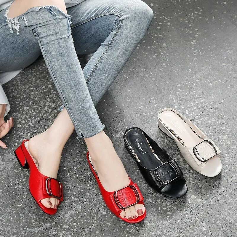 Leather Slippers Women Wear Summer Sandals Mother Go Out Women's Shoes Sandals Flat Thick Heel Slippers