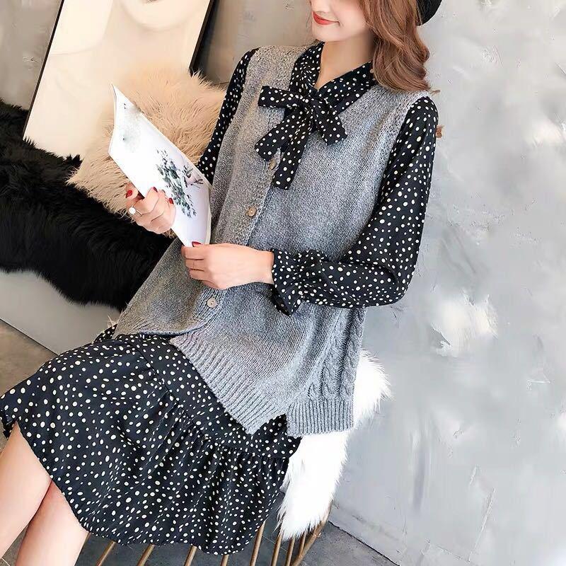 Set Female Autumn and Winter Polka Dot Chiffon Dress + Loose Knitted Sweater Vest Vest Two-piece Suit Can Be Worn with A Coat