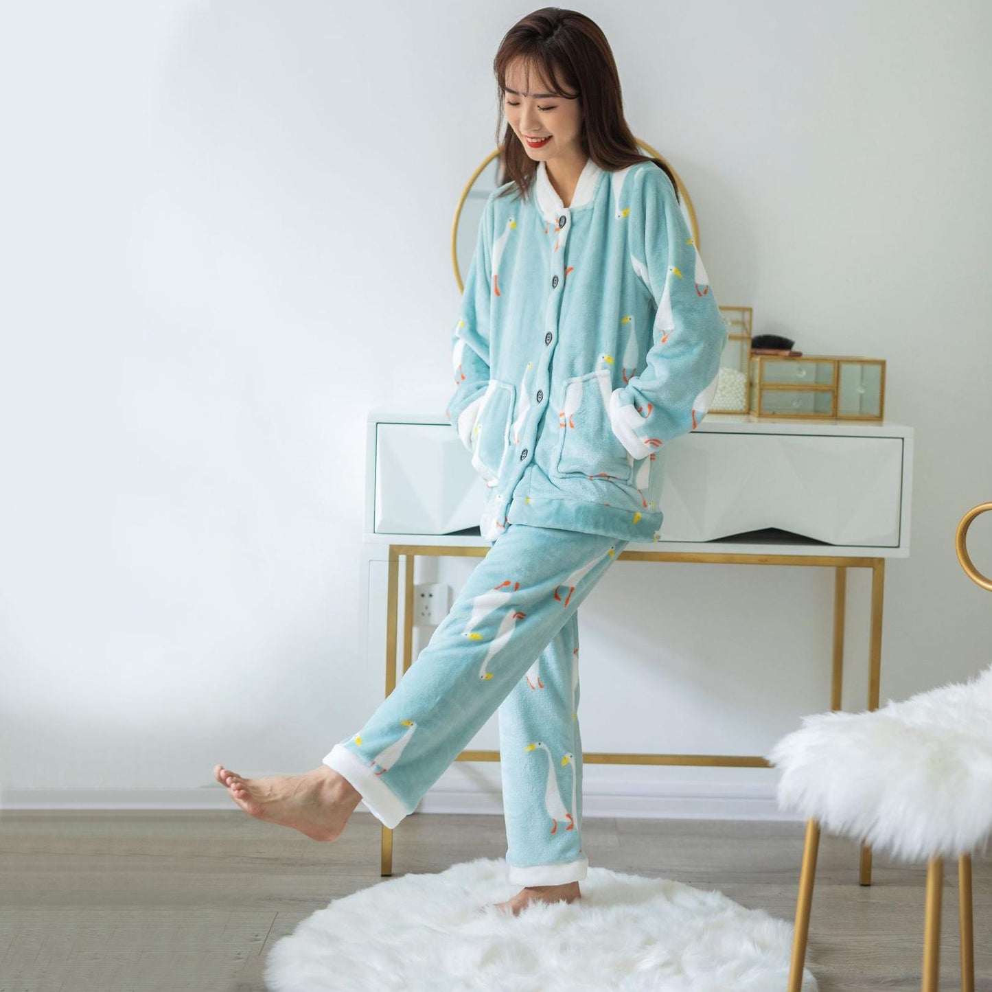 Autumn Winter Flannel Pajamas Suits Thick Warm Velvet Sleepwear Set Coral Fleece Cartoon Cute Home Wear Loose Casual Front Button V Neck Long Sleeve