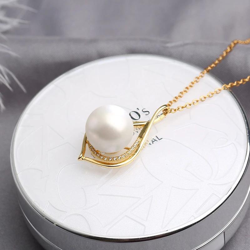 Women's Pearl Pendant 925 Silver Diamond Necklace Sweater Chain Black Pearl Pendant Clavicle Chain Personalized Jewelry Gift Jewelry for Friends