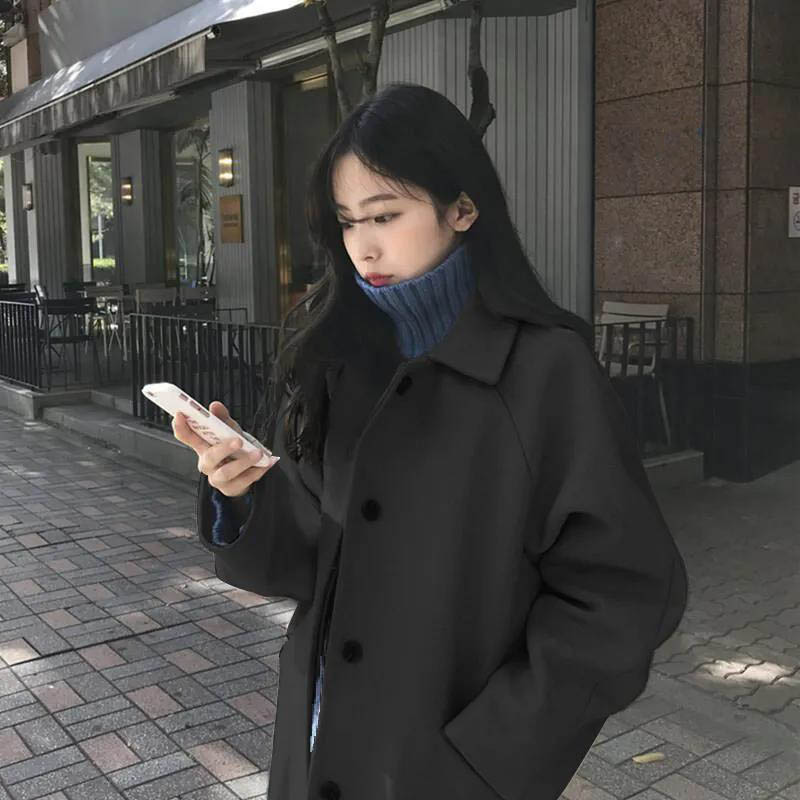 Woolen Coat Women's Long Autumn and Winter Loose Student Over-knee Hepburn Style Black Woolen Coat