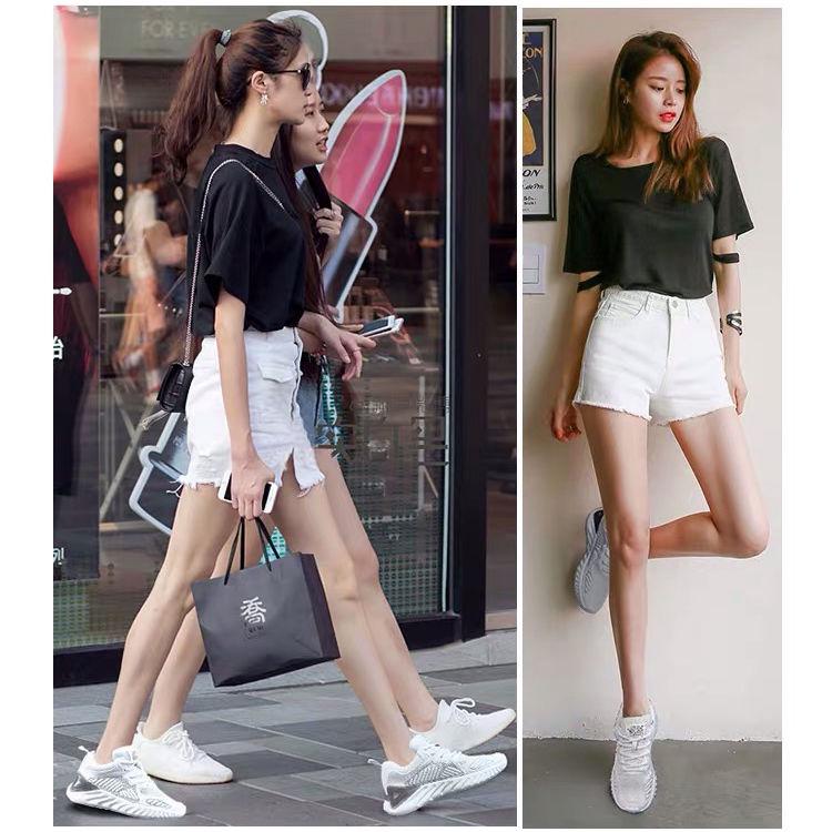 Women Sport Shoes Lace-Up Rubber Mesh Round Cross Straps Flat Sneakers Running Shoes Casual Shoes