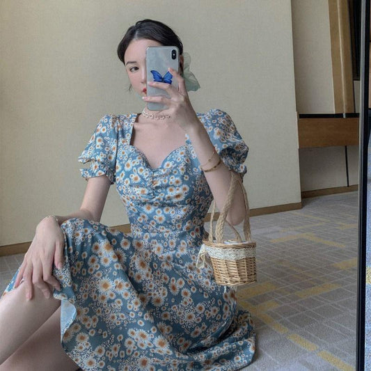 Large Size Female Daisy Oil Painting Floral Dress Puff Sleeves Waist Slimming Split Dress Mid-length Floral Dress French Retro Style