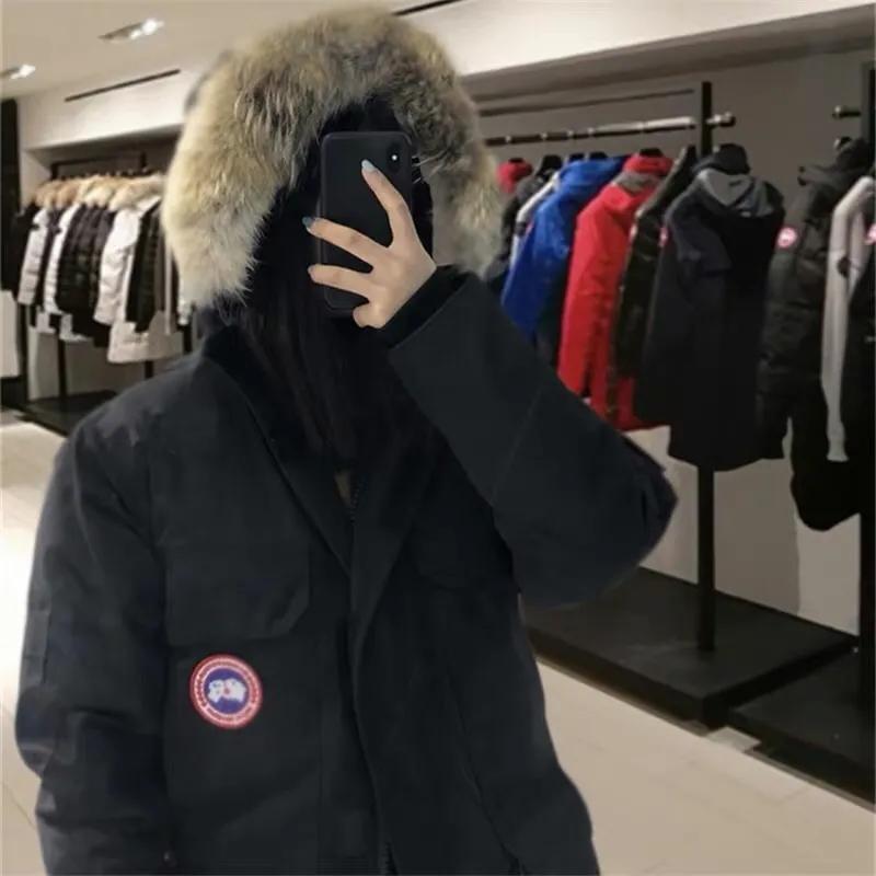 Men's and Women's Mid-length Down Jacket Thickened Tooling Canadian Style Couple Goose Loose Jacket Pie To Overcome Fur Collar Warm Cotton Clothing