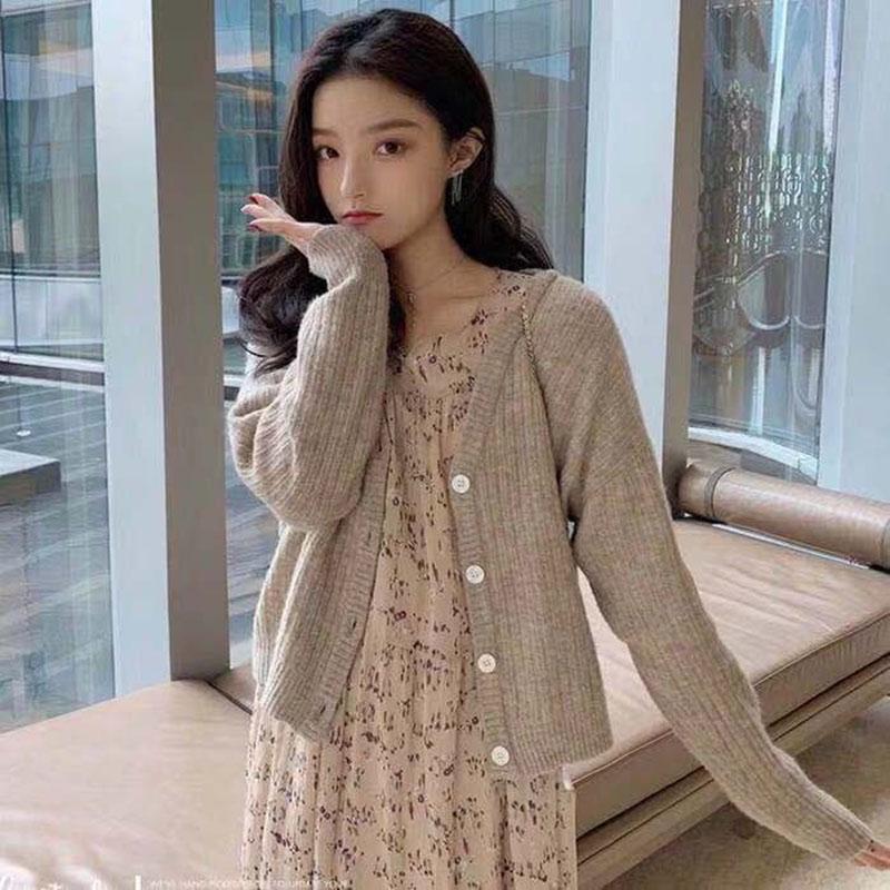 Short V-neck Cardigan Sweater Female Button Korean Style Long-sleeved Loose Striped Knitted Solid Color Coat