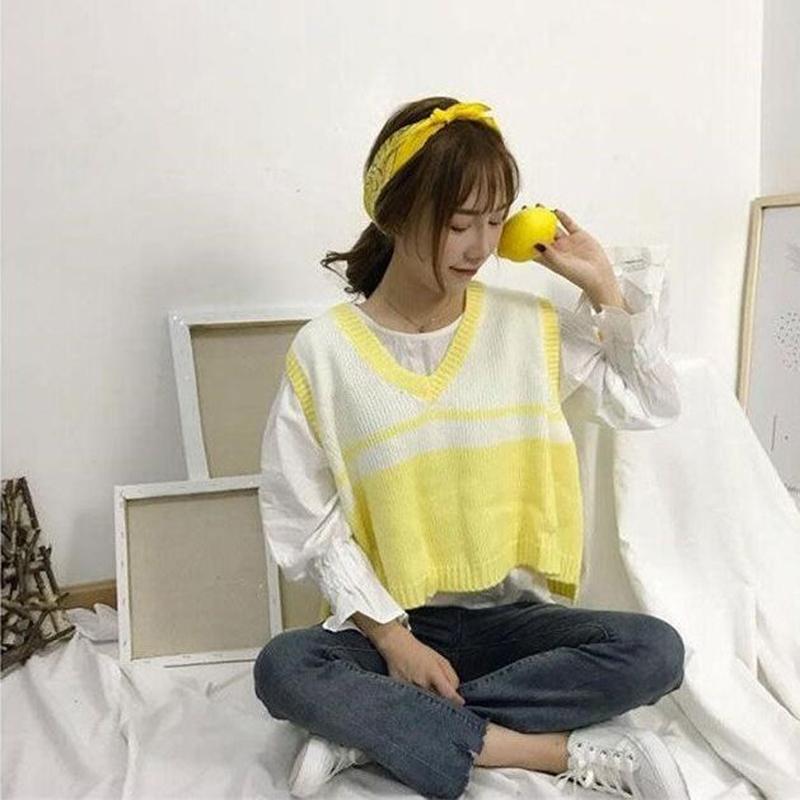 Turtleneck Vest Women's Retro V-neck Loose Striped Color Matching High Waist Short Wool Sweater Thin Sleeveless Sweater Simple Ladies Top