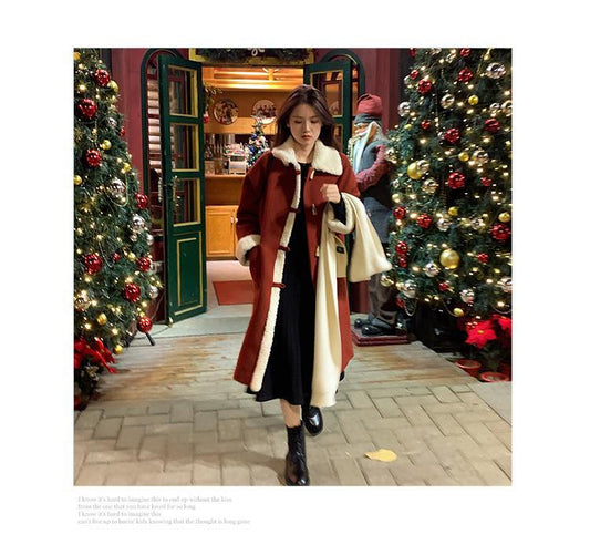 Korean Version of The Small Lamb Woolen Coat Women's Mid-length Horn Button Thick Woolen Coat