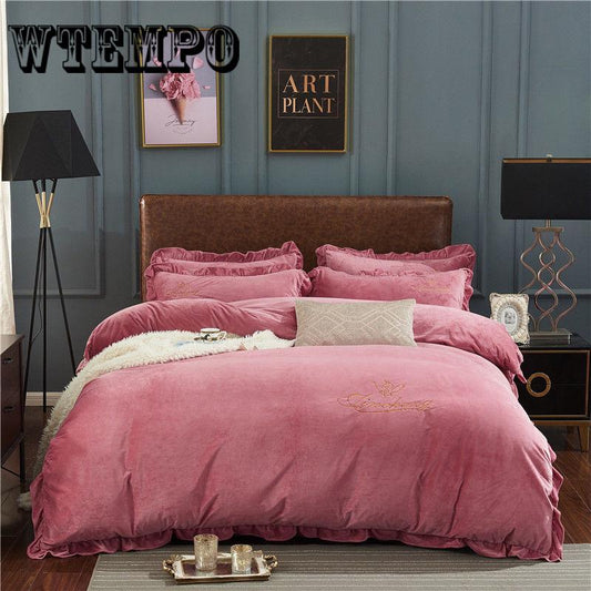 Home Textile Soft and Comfortable Velvet Fabric Winter Bedding Linens Quilt Cover Pillowcase