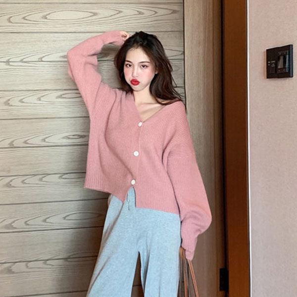 Autumn and Winter Knitted Cardigan Short Loose Loose Style Long Sleeve Button Sweater Women