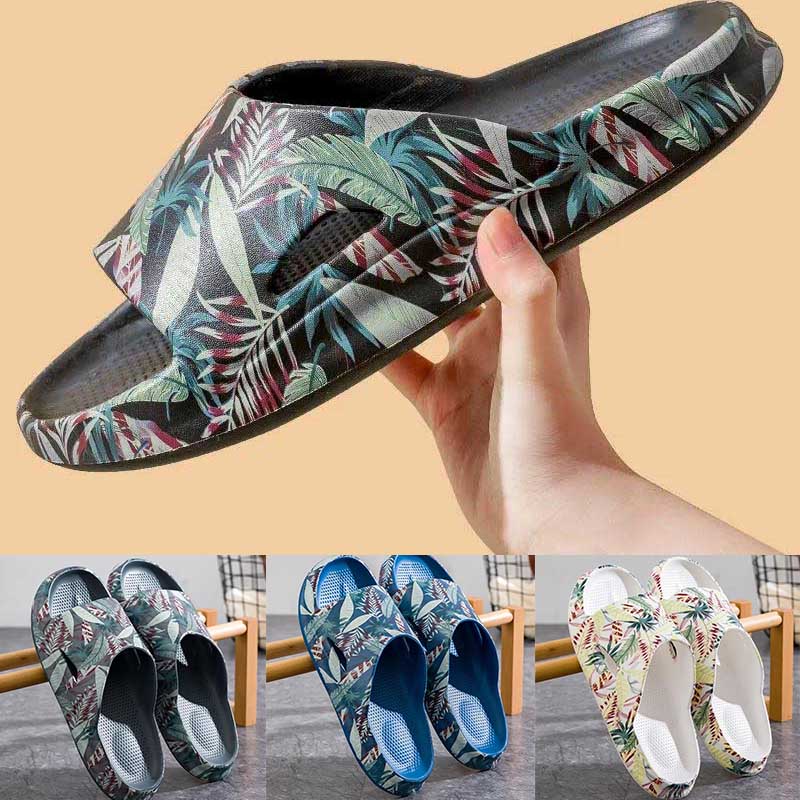 Summer Men's Slippers Large Size Thick Bottom Outdoor Flip Flops Light Non-slip Beach Slippers
