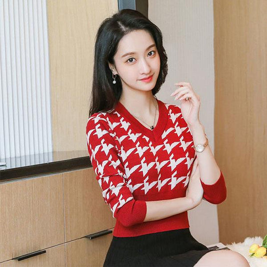 Autumn and Winter Retro Jacquard Sweater Women's V-neck Short Knit Top