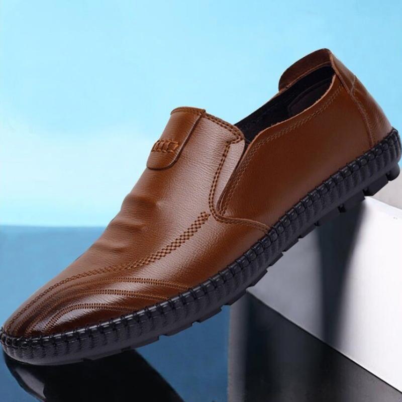 Leather Shoes Men's Casual Slip-on Black and Brown Soft PU Material Beanie Shoes
