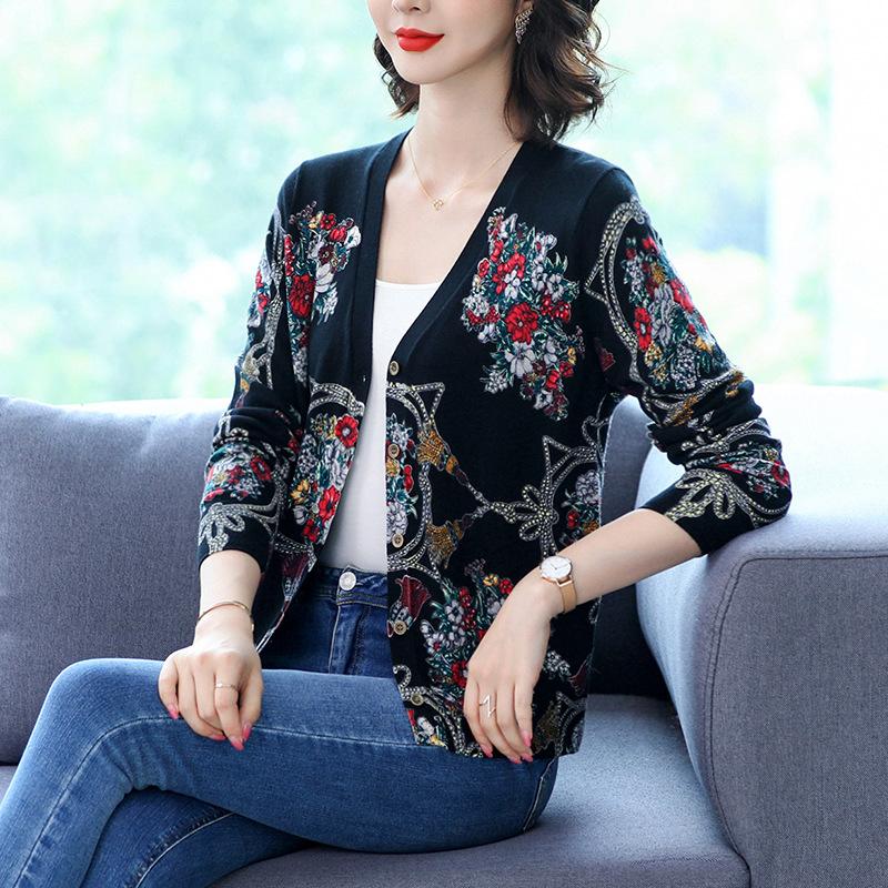 Autumn Winter New Ladies Cardigan Printed Lazy Knit Sweater Fashion V-neck Jacket Cardigan Sweater