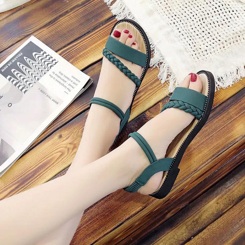 Korean All-match Sandals Women's College Style Sexy Roman Flat Shoes Comfortable Non-slip Wear-resistant Beach Sandal