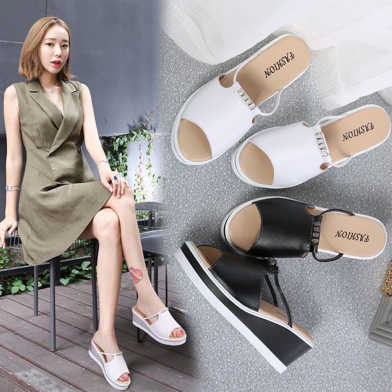 Leather Wedge Sandals Women's Wear Thick-soled Sandals Go Out Non-slip Slip-on Slippers Thick-heeled Women's Shoes with Diamond Decoration