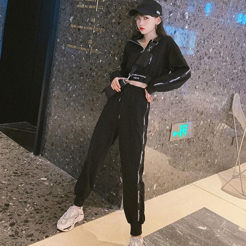 Black and White Sports Suit Women's High-navel Short Sweater Trousers Casual Two-piece Women's Short Top Loose Sweatpants Show Thinness and Height