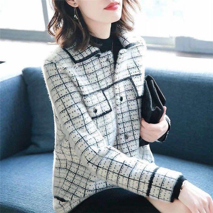 Autumn and Winter Fashion Knitted Cardigan Turn-down collar Long-sleeved Sweater Short Thick Small Fragrance Jacket