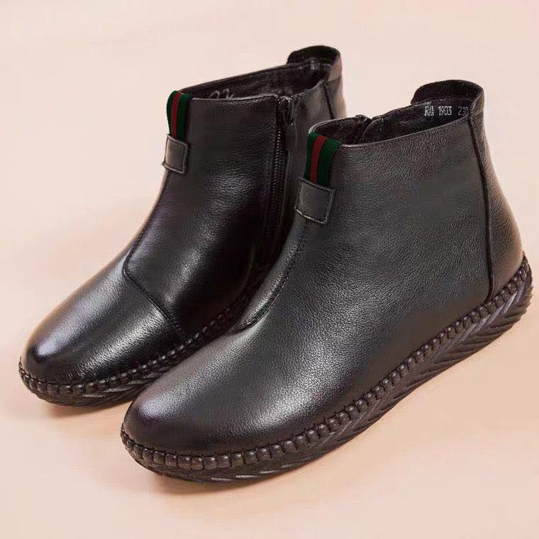 Winter Plus Velvet Warm Soft-soled Non-slip Middle-aged and Elderly Flat-soled Short Boots Women