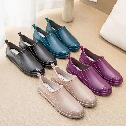 Pumps Ladies Anti-Slip Water Shoes Short Tube Car Wash Kitchen Work Rain Boots Flat Bottom Wear-resistant Embossed Design