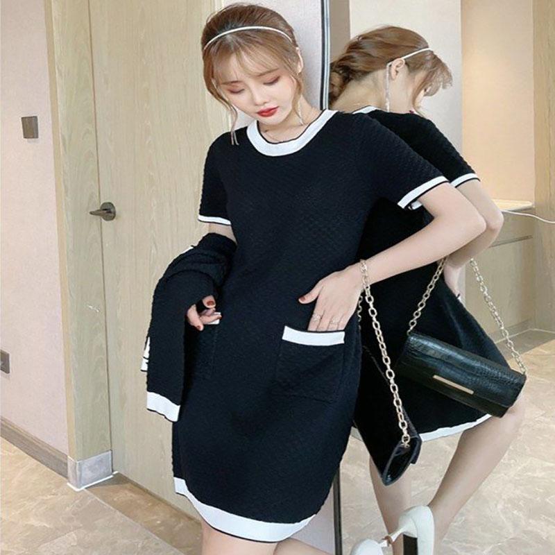 Small Fragrant Style Knitted Cardigan Jacket Female Design Sense Niche Sweater Loose Lazy Style High Sense of Top Two-piece Suit