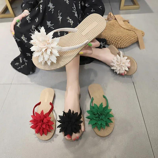 Beach Sandals and Slippers Sweet Big Flowers Flat Sandals and Slippers Female Flip Flops Student Flip Flops