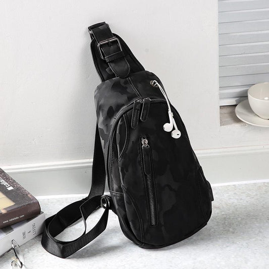 Chest Bag Men's Multi-layer Zipper with Headphone Hole Messenger Bag Outdoor Sports Shoulder Bag