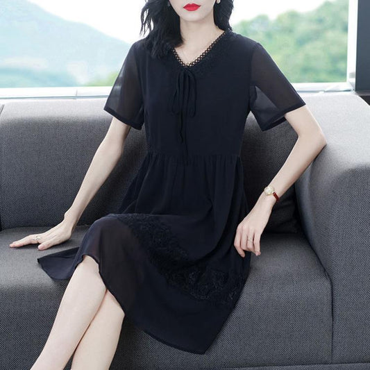 Black Chiffon Short-sleeved Dress Female Loose Large Size Was Thin V-neck Skirt Casual Simple Wild Pure Color Dress