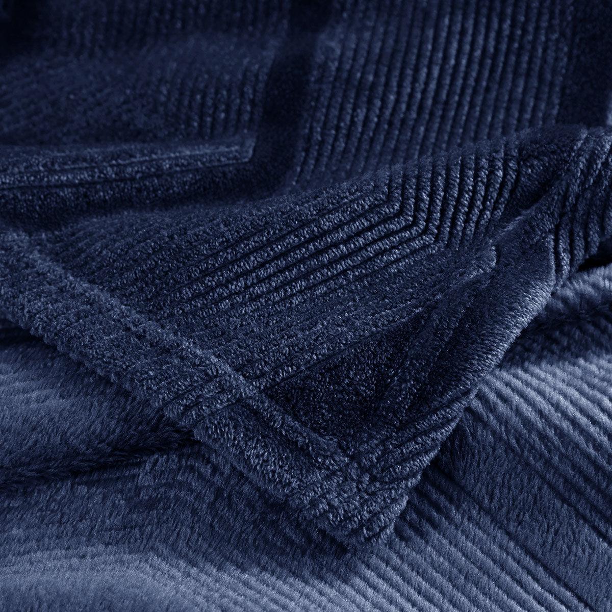 Flannel Embossed Double-sided Plus Fleece Warm and Breathable Blanket Coral Fleece Plus Fleece Warm Bed Sheet Siesta Blanket Sofa Decoration