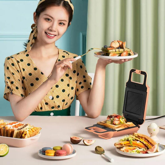 600W Waffle Maker Sandwich Maker Frying and Grilling Machine Kitchen Supplies for Breakfast and Afternoon Tea