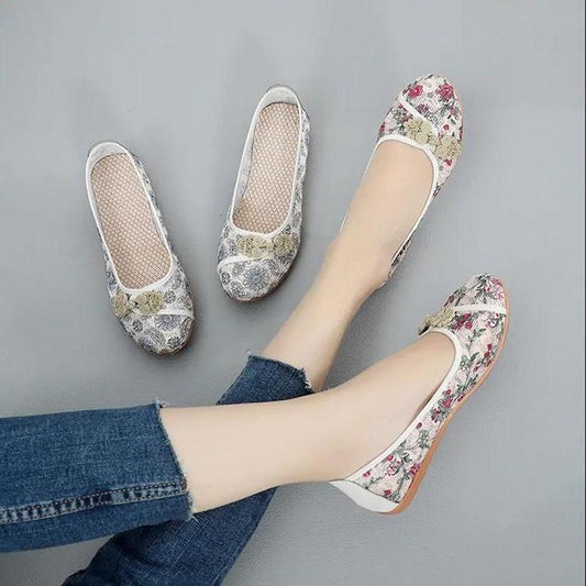 Summer Hollow Women's Shoes Mesh Shoes Mother Shoes Embroidered Soft Sole Tendon Sole Casual Shoes Grandma Shoes Breathable