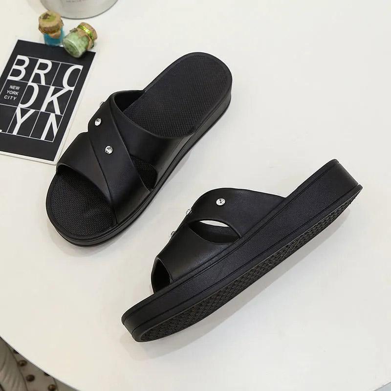 Women's Summer Thick-soled Slippers Home Bathroom Bath Non-slip Slippers Korean Casual Medium-heeled Slippers Mother Sandals Flip Flops