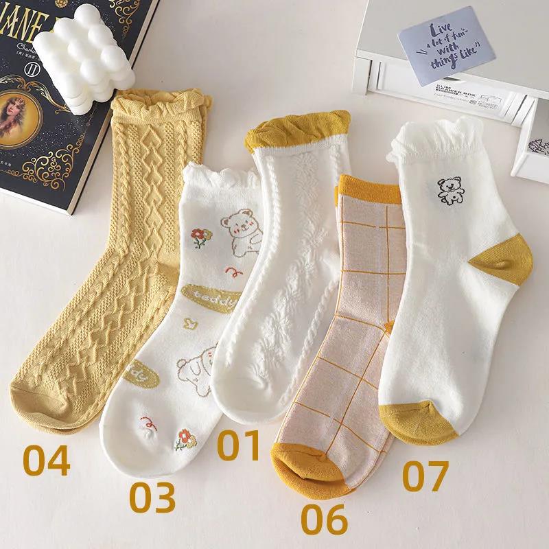 Six Pairs of Women's Socks Fashion Print Cartoon Pattern Socks Winter Thick Warm Pile Socks