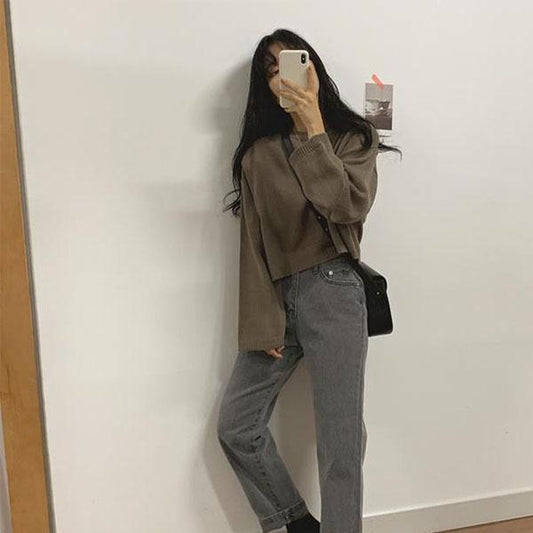 Autumn and Winter All-match Long-sleeved Pullover Girl Student Short Loose Bottoming Coat Coat Sweater