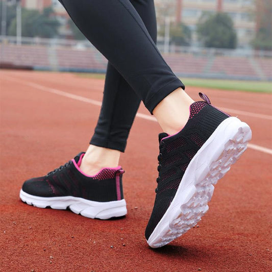 Women's Spring and Autumn Breathable Lightweight Sports Shoes Middle-aged and Elderly Soft-soled Leisure Travel Shoes