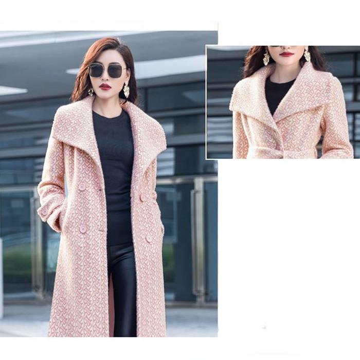 Fashion and Popular Women's Fur Coats In Winter Long Thick Mink Velvet Coat