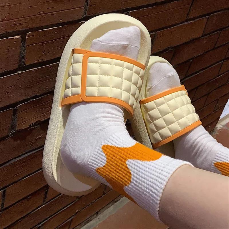Women's Summer Slippers Soft Bottom Outer Wear Non-slip Indoor Slippers