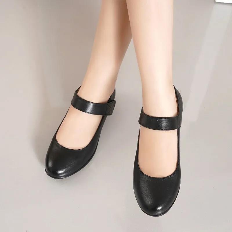 Women's Spring and Summer Soft Leather Shoes Female Large Size Low Heel Black Working Shoes
