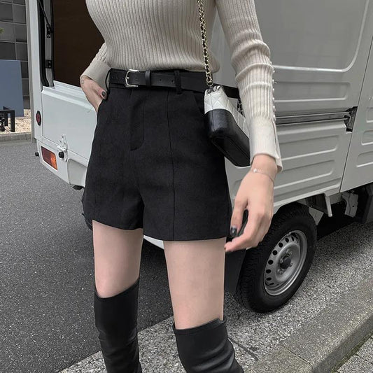 Send Belt Woolen Shorts Children's Autumn and Winter Models To Wear High Waist A-line Thin Black Wild Wide-legged Tide Ins